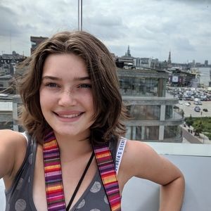 Meet your Posher, Alexis